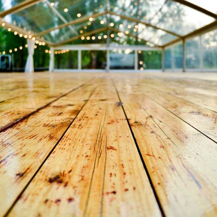 floor hire by event marquees | © event marquees