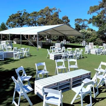 Whitewash Pallet Furniture by Event Marquees | © Event Marquees